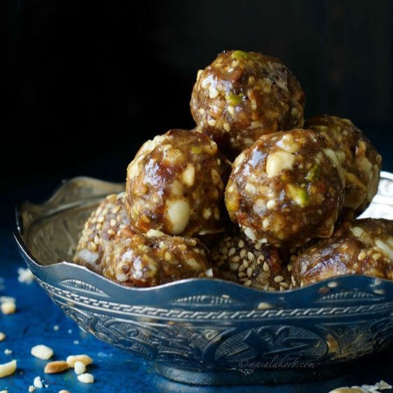 Shuddh Dates Dry Fruit Laddu